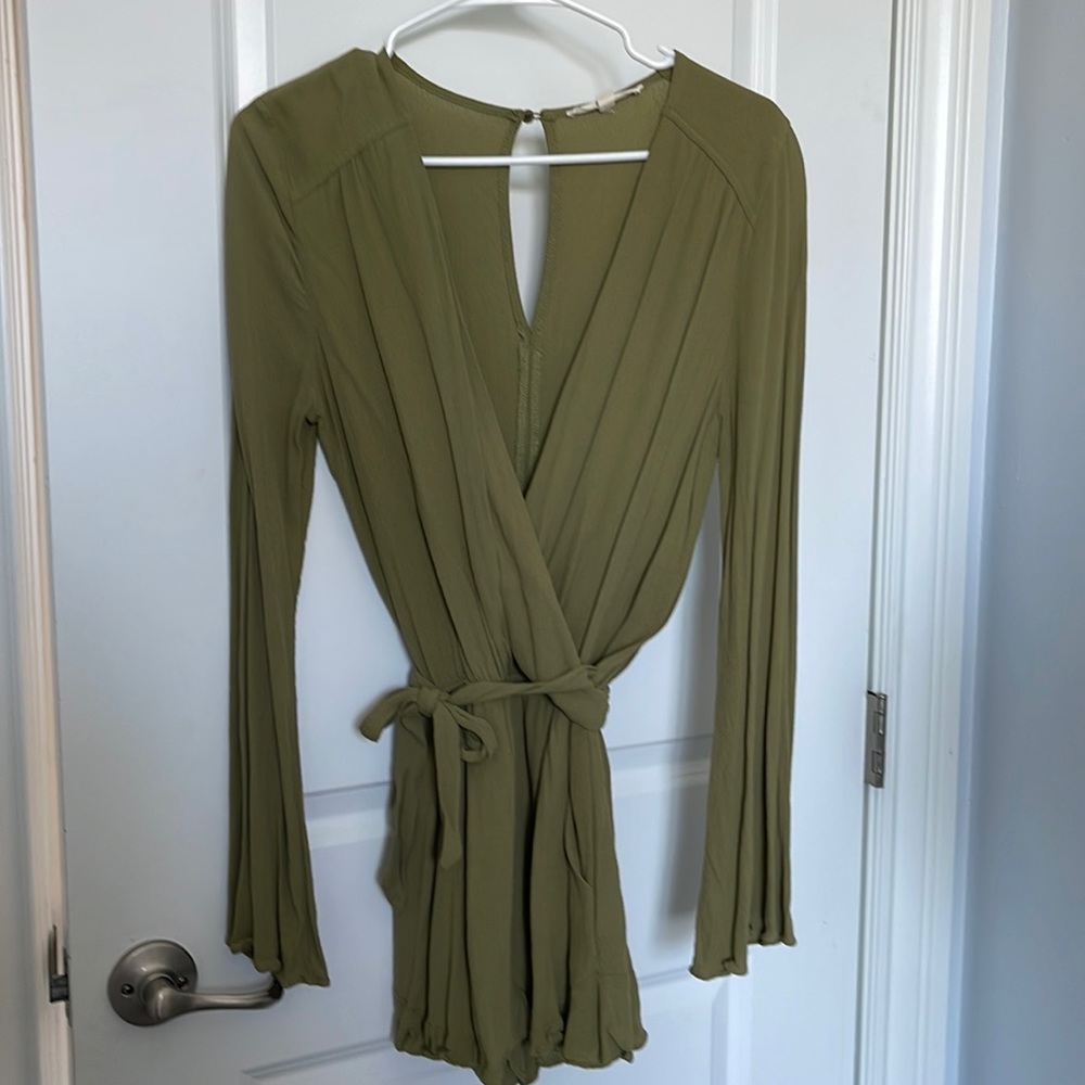Carmela romper, never worn. Make me an offer.